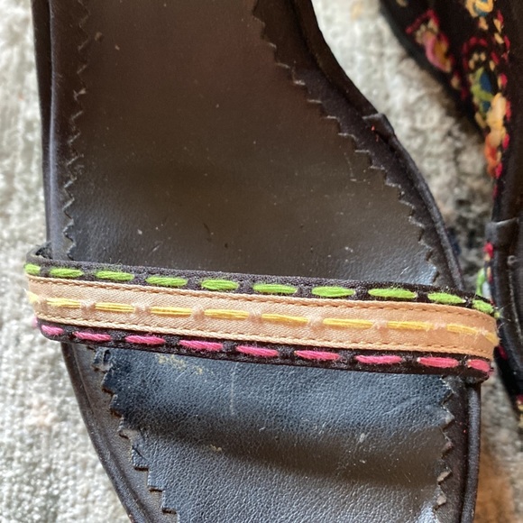 Platform Wedges, Sandals. Multi-Color Embroidery & Buttons. Sam Edelman. Size 7 - Picture 10 of 13